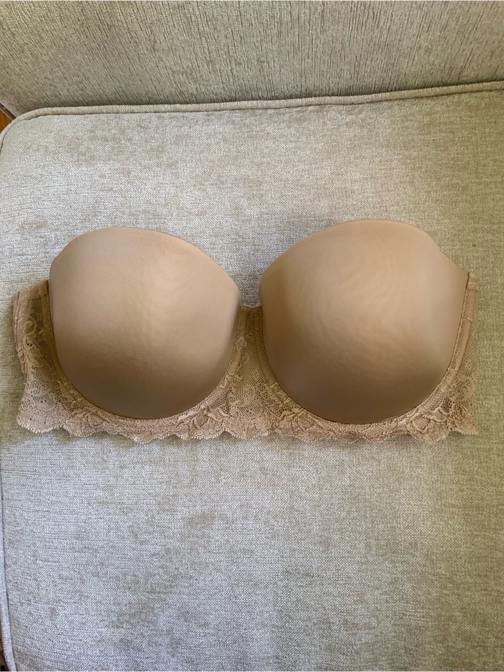 Calvin Klein Nude Lace-Trim Strapless Bandeau Bra
